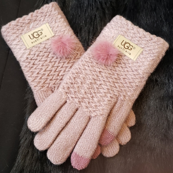 UGG Accessories Ugg Hat And Infinity Scarf Gloves Set New Poshmark